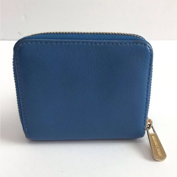 Michael Kors Blue Pebble Leather Zip Around Wallet - Picture 2 of 12